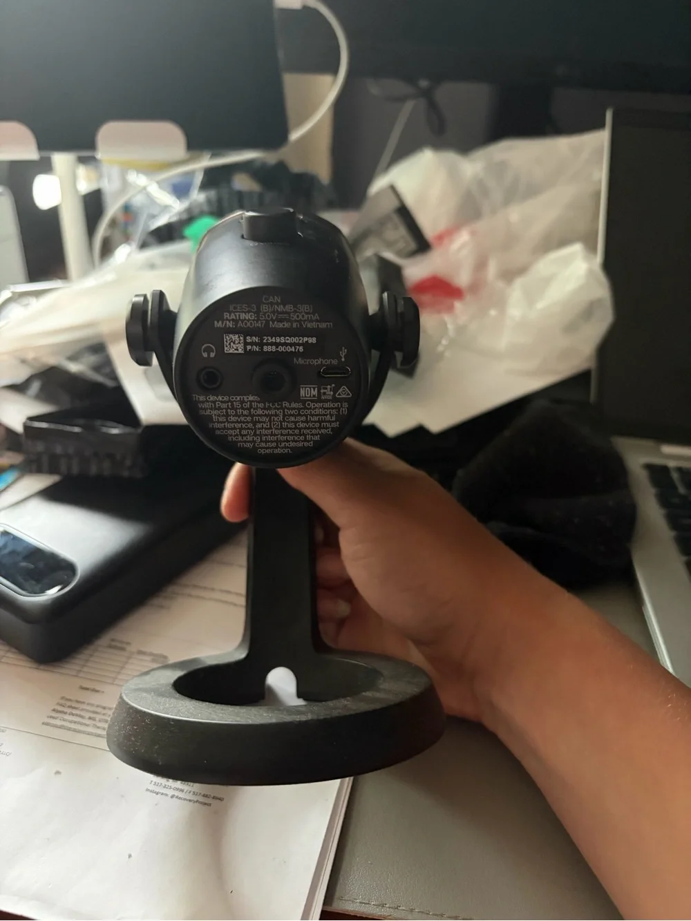 USB Microphone in Black - Studio-Quality Desktop Mic